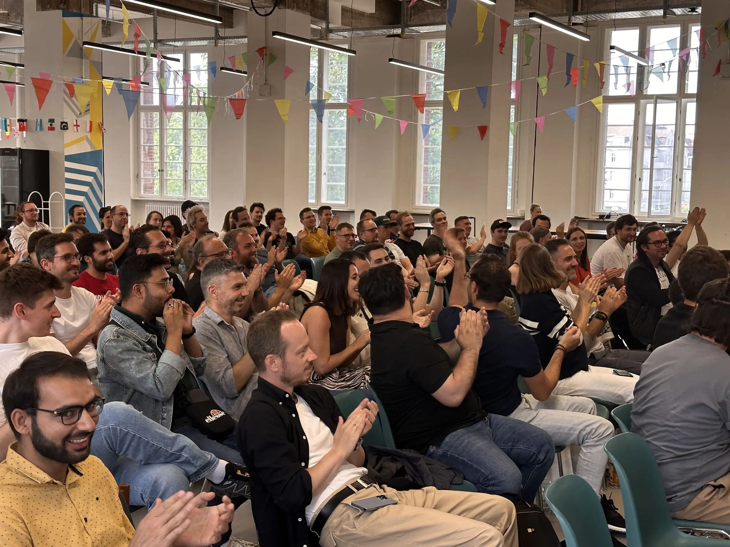 breaking-barriers-building-bridges-at-vconnect