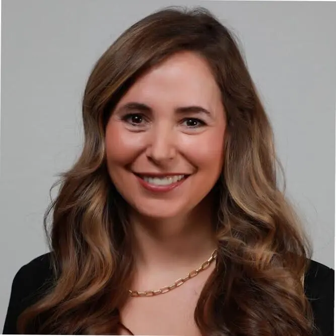 uber-expertise-joins-vay-in-preparation-for-commercial-launch-claire-eagan-appointed-as-director-legal