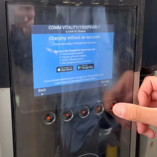 65367661-0-cp-chrg-4